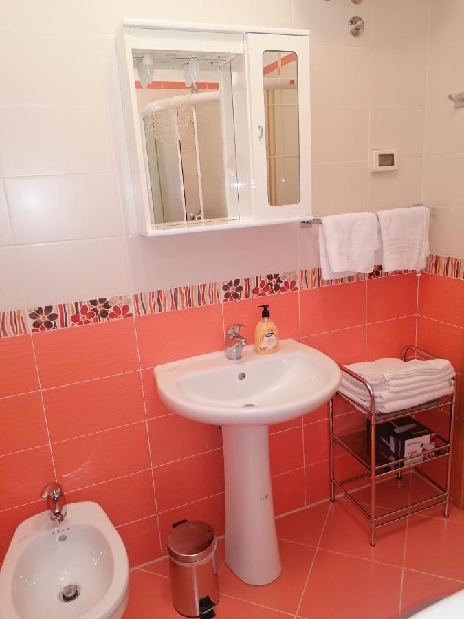 Cozy House With Pool Near Rovinj Apartment Канфанар Екстериор снимка